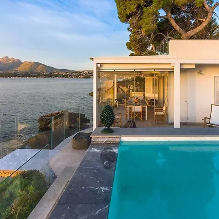 Design House With Pool & Direct Access To The Sea * サンタ・フラーヴィア