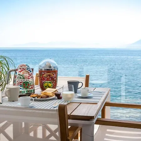 Design House With Pool & Direct Access To The Sea Βίλα Santa Flavia