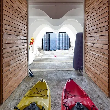 Βίλα Design House With Pool & Direct Access To The Sea Santa Flavia