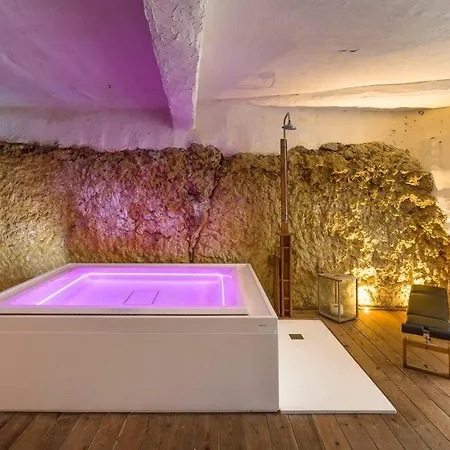 Design House With Pool & Direct Access To The Sea Santa Flavia